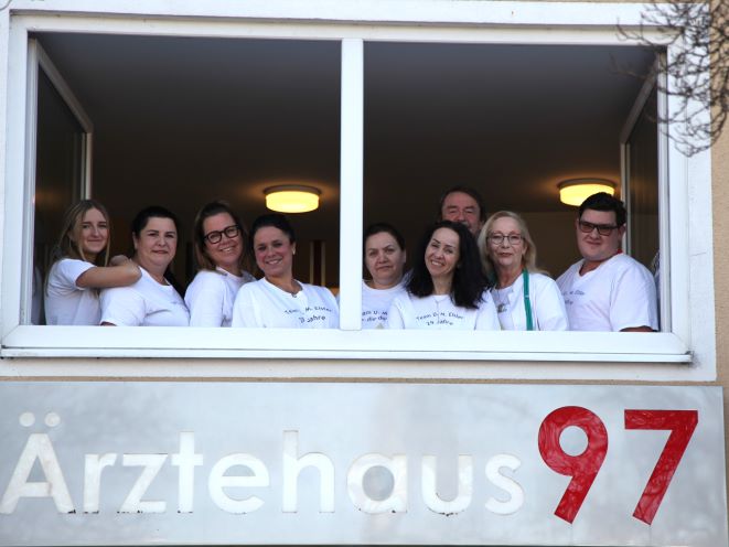 Portrait und Team